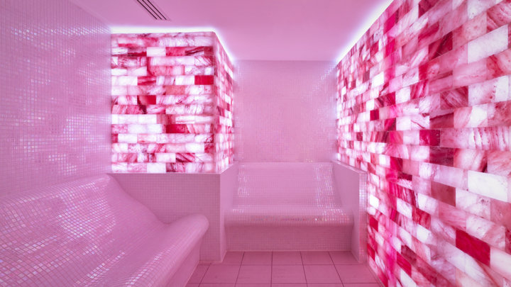 6.16 One Spa Dry Salt Room Pink