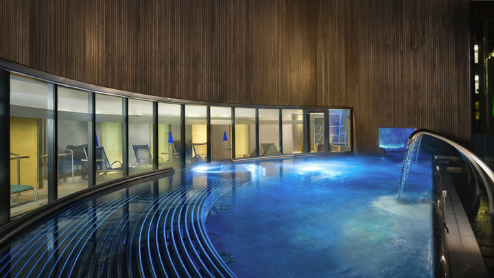 6.5 One Spa Hydropool Night
